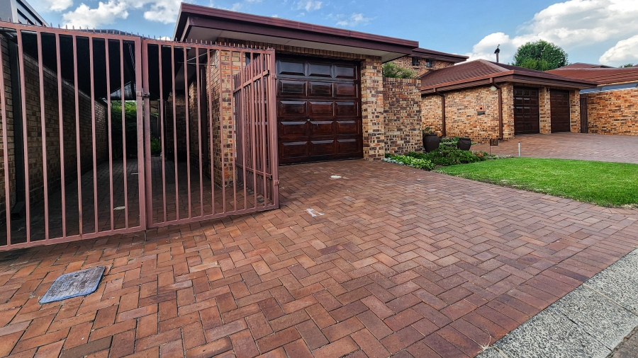 3 Bedroom Property for Sale in Sasolburg Ext 4 Free State